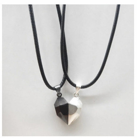 Attractive Wishing Stone Couple Pendant Necklace Ancient Love Token Heart-shaped Electrocardiogram Magnetic Heart Pendant Splicing Necklace Valentine's Day Gift Gronata