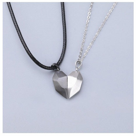 Attractive Wishing Stone Couple Pendant Necklace Ancient Love Token Heart-shaped Electrocardiogram Magnetic Heart Pendant Splicing Necklace Valentine's Day Gift Gronata