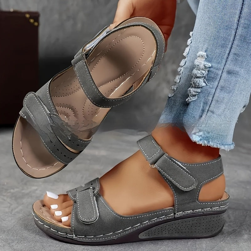 Thick Bottom Plus Size Strap Sandals Gronata