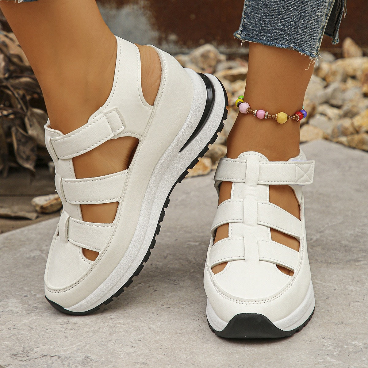 Summer Wedge Baotou Hollow Women's Breathable Shoes Gronata