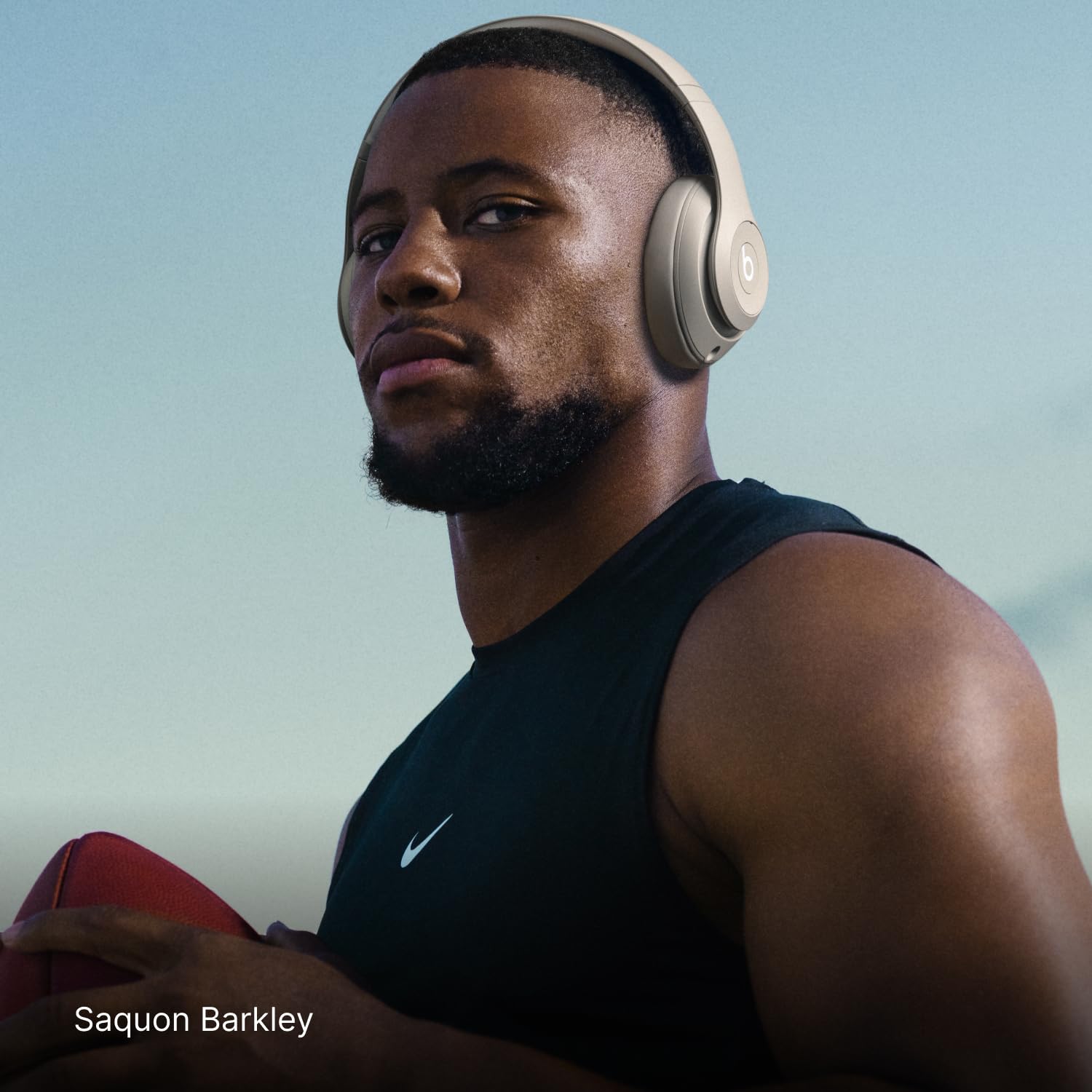 Beats Studio Pro Premium Wireless Over-Ear Headphones- Up to 40-Hour Battery Life, Active Noise Cancelling, Great for Travel & Commuting, USB-C Lossless Audio, Apple & Android Compatible -Black Gronata