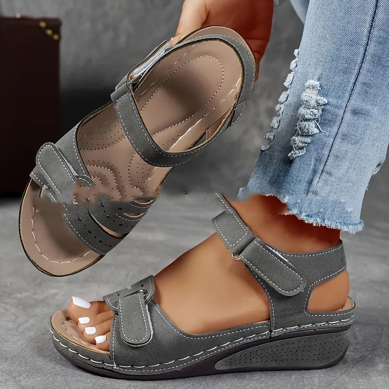 Thick Bottom Plus Size Strap Sandals Gronata