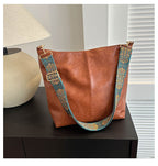 Women's Shoulder Bag With Ethnic Style Wide Shoulder Strap Ins Large Capacity Bucket Crossbody Bags Fashion Handbag Gronata