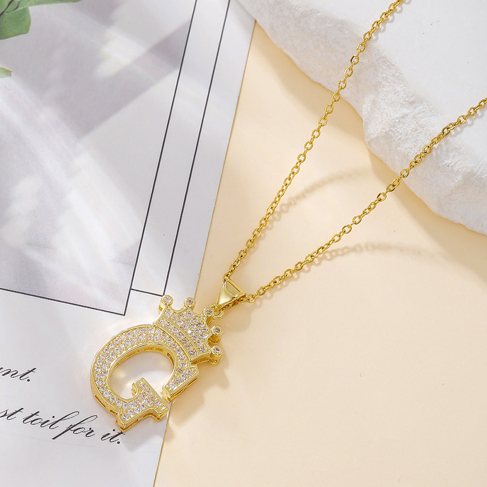 1PCS Fashionable Gold Diamond Crown Uppercase Letter Popular Pendant Necklace Suitable For Daily Use Festivals Parties Gifts Jewelry Set Gronata