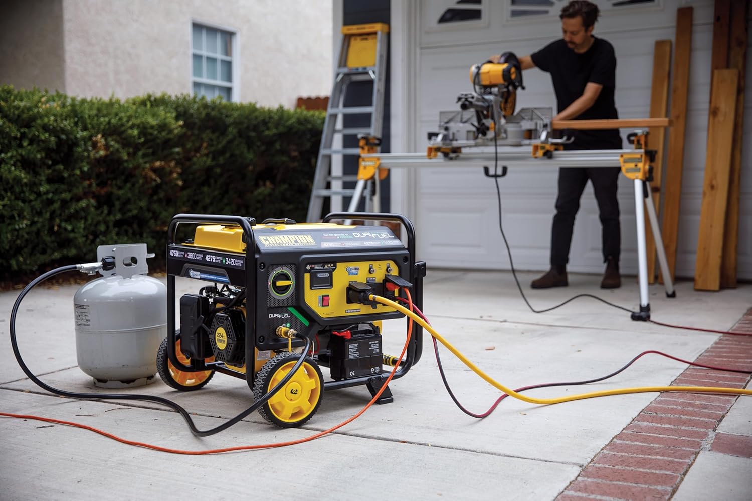 Champion Power Equipment 4750-Watt Electric Start Dual Fuel RV Ready Portable Generator with Free 3-Year Warranty, CARB Compliant Gronata
