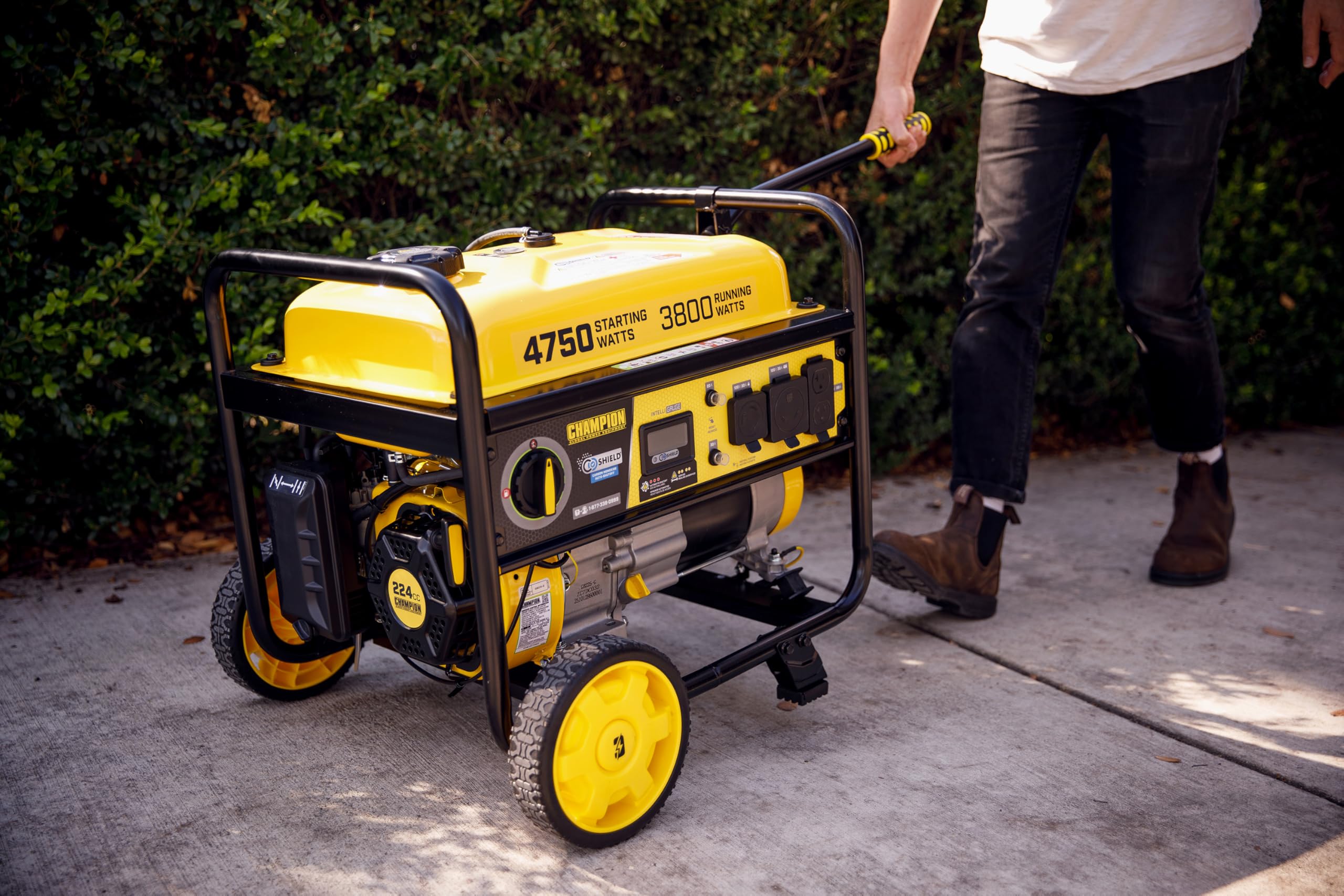 Champion Power Equipment 4750-Watt RV Ready Portable Generator with Free 3-Year Warranty, CARB Compliant Gronata