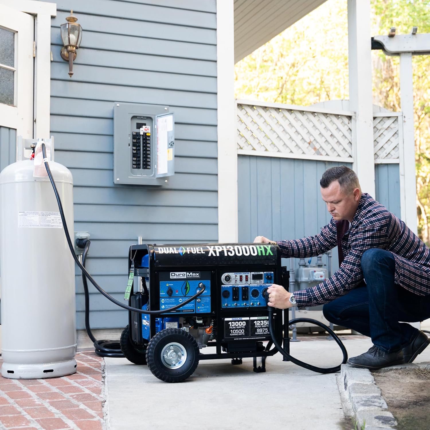DuroMax XP13000HX 13,000-Watt Dual Fuel Portable Generator - Gas & Propane, Electric Start, Whole Home Power Backup, Transfer Switch Ready, RV & Emergency Ready Gronata
