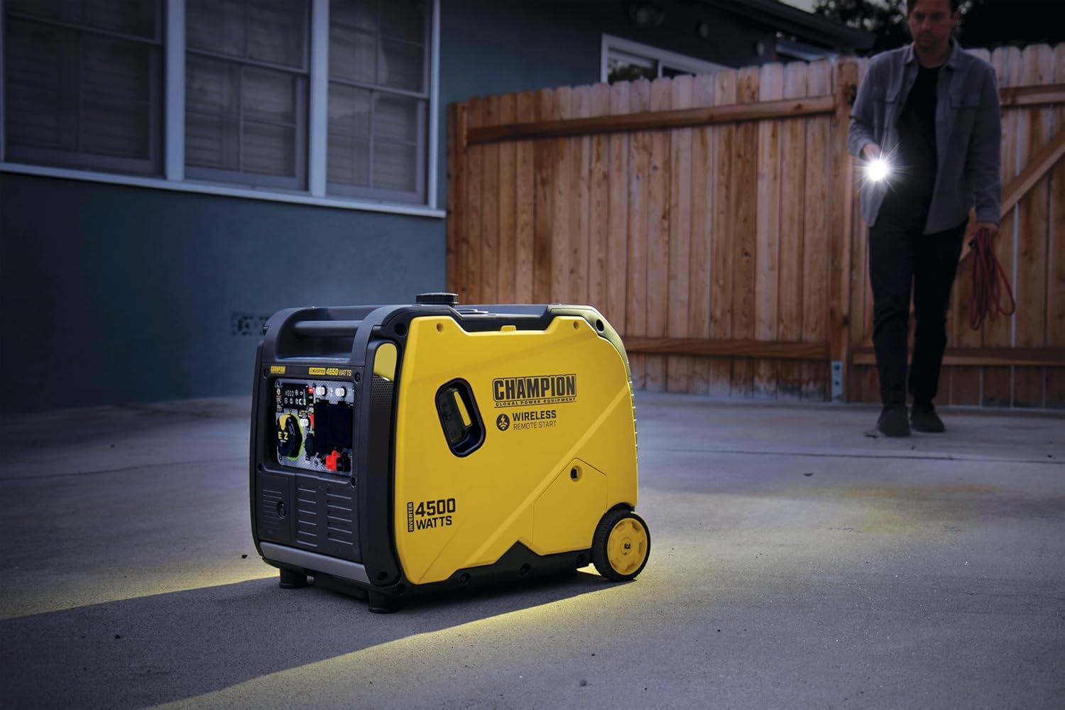 Champion Power Equipment 4500-Watt Wireless Remote Start Inverter Generator with Quiet Technology and Free 3-Year Warranty Gronata