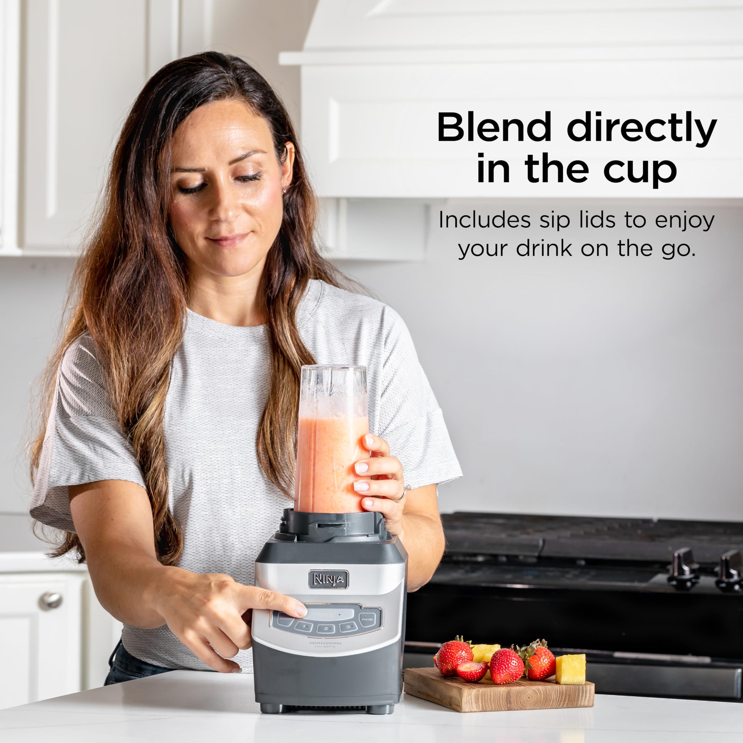 Ninja Professional Blender | Smoothie Blending, Drink Mixer, Grinder, Ice Crusher, Frozen Fruit Blending | 1000W Power, Total Crushing Technology, XL 72-oz. Pitcher | Black & Grey | BL610 Gronata