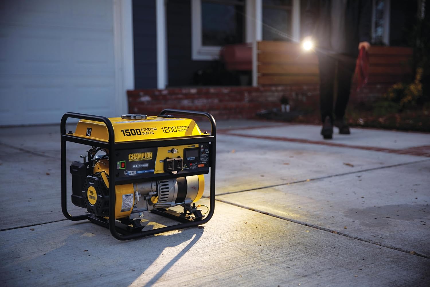 Champion Power Equipment 1500-Watt Portable Generator with Free 3-Year Warranty Gronata