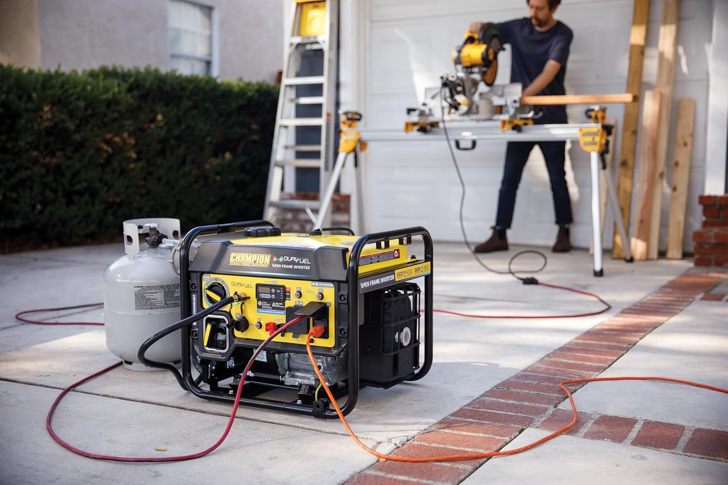 Champion Power Equipment 5500-Watt Dual Fuel RV Ready Portable Open Frame Inverter Generator with Quiet Technology and Free 3-Year Warranty, CARB Compliant Gronata