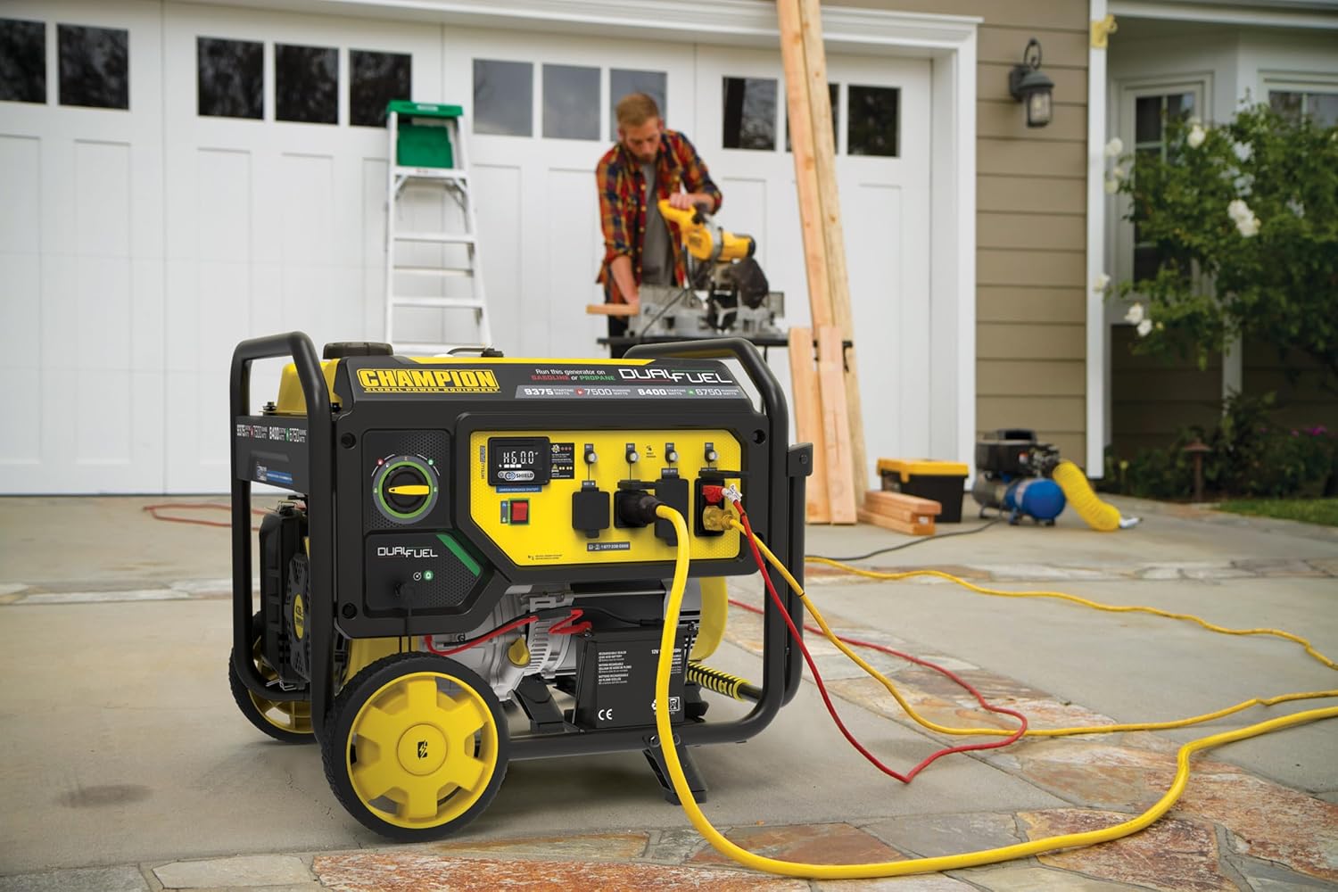 Champion Power Equipment 9375-Watt Dual Fuel Portable Generator with Electric Start and Free 3-Year Warranty Gronata