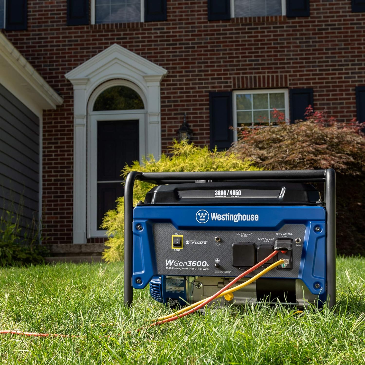 Westinghouse Outdoor Power Equipment 4650 Peak Watt Portable Generator, RV Ready 30A Outlet, Gas Powered Gronata