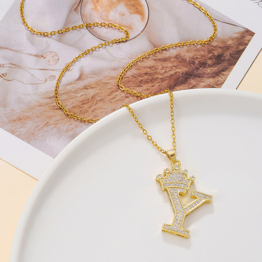 1PCS Fashionable Gold Diamond Crown Uppercase Letter Popular Pendant Necklace Suitable For Daily Use Festivals Parties Gifts Jewelry Set Gronata