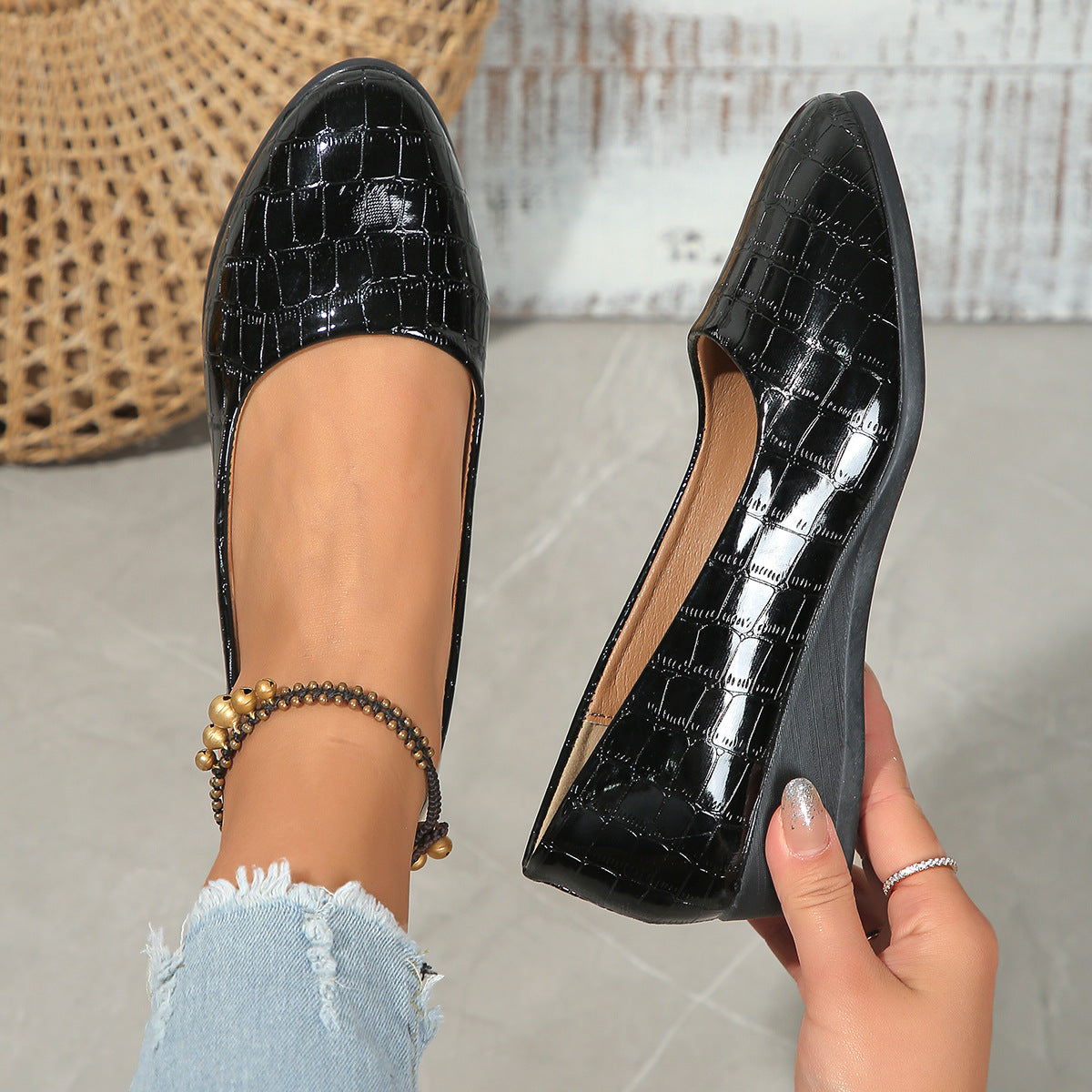 Women's Pointed Toe Wedges Shoes Fashion Cross-straped Flats Casual Pumps Gronata