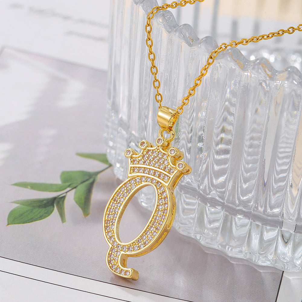 1PCS Fashionable Gold Diamond Crown Uppercase Letter Popular Pendant Necklace Suitable For Daily Use Festivals Parties Gifts Jewelry Set Gronata