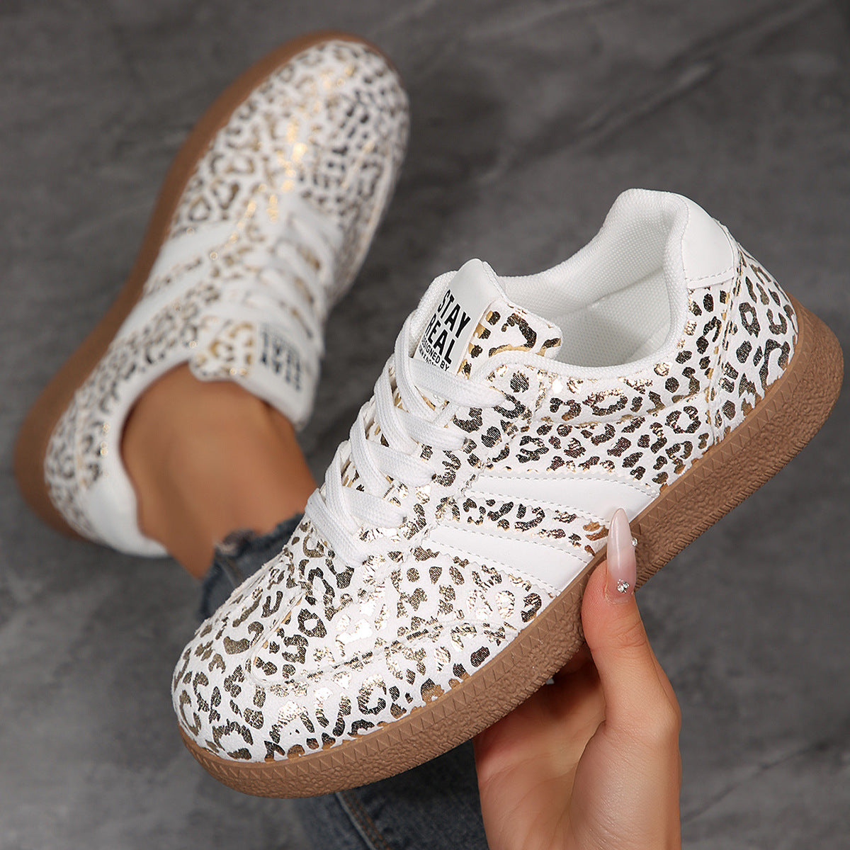 Fashionable Casual White Sneakers For Women Gronata